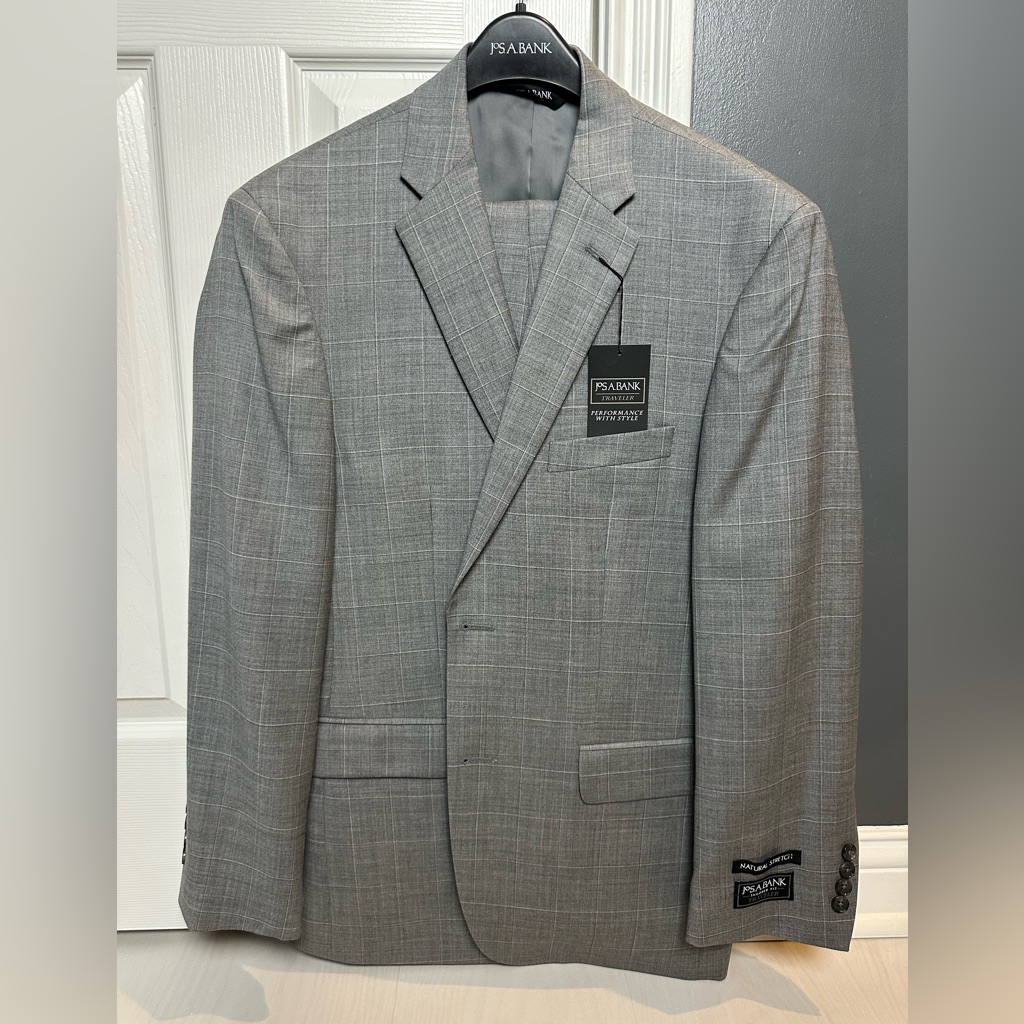 Brand New Suit 41reg 35 Waist Pants Need Hemmed